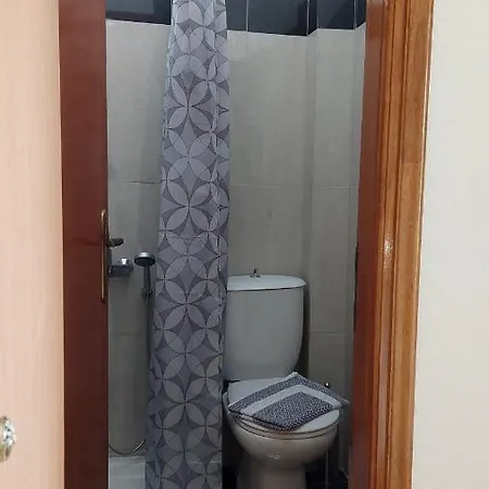 Πανσιόν Polemarhos 8 *